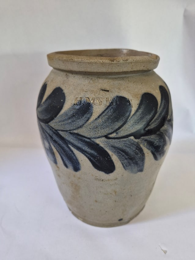 Half gallon ovoid stoneware jar with heavy cobalt (1 of 3)