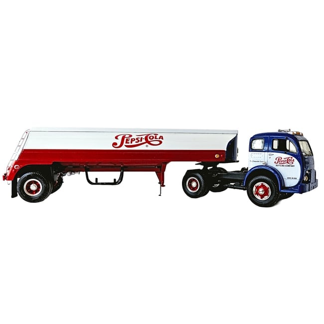First Gear Pepsi-Cola 1953 White 3000 Tractor with Tanker Trailer - 4