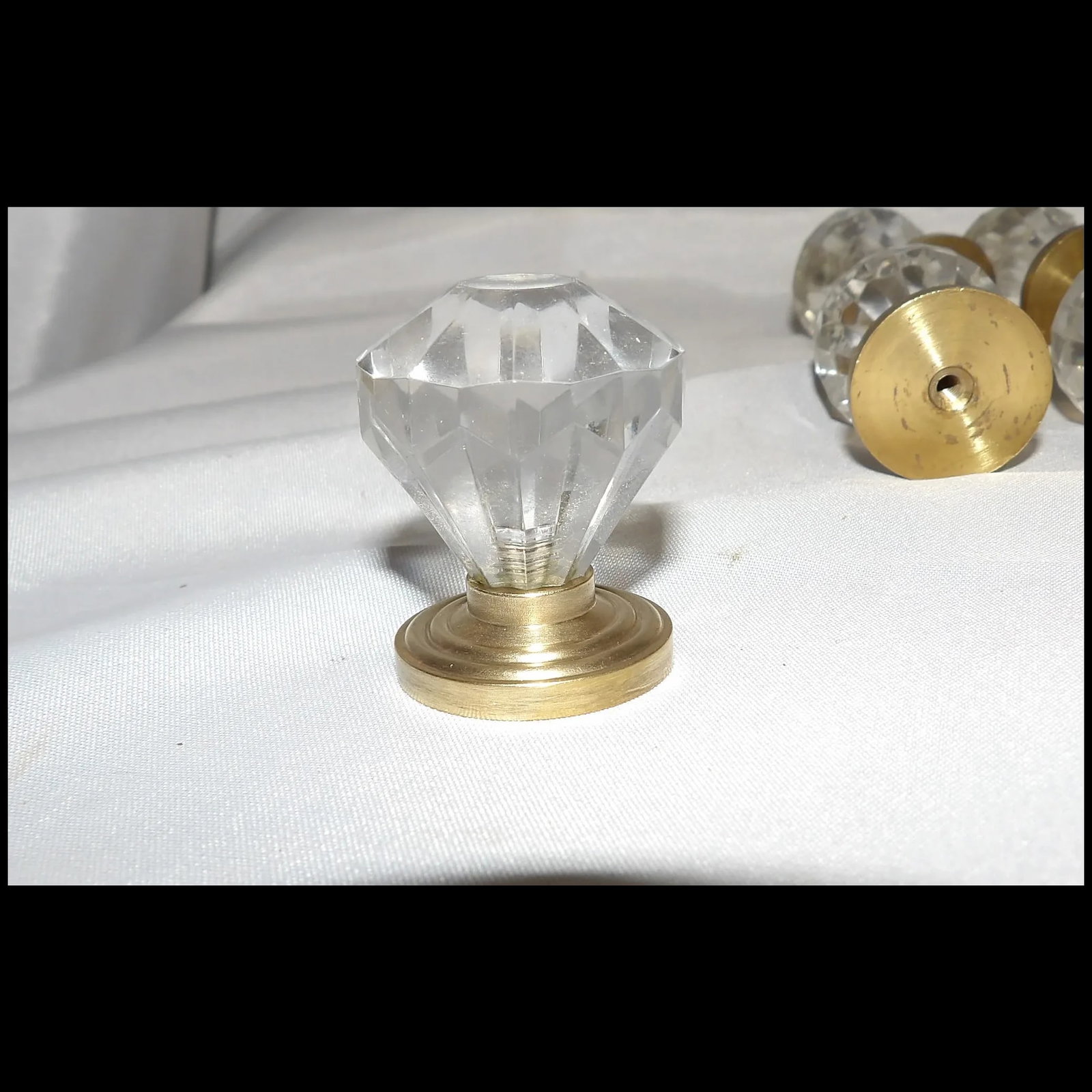 Faceted Acrylic 1 1/4" Clear with Brass Base Door Knobs - 5