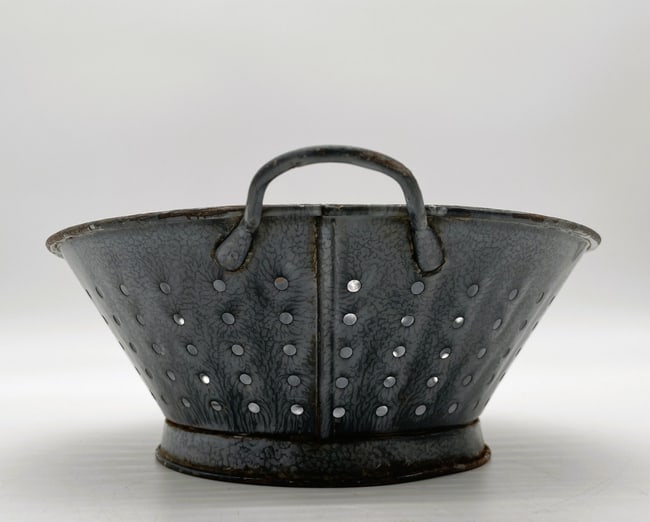 Vintage Old Enamelware Graniteware Gray Colander Strainer 2 Handled - 5