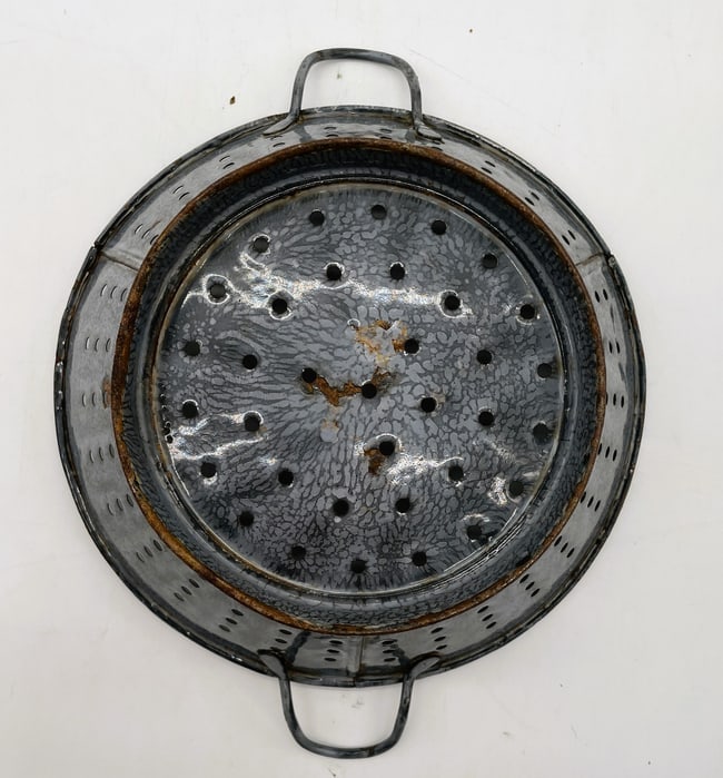 Vintage Old Enamelware Graniteware Gray Colander Strainer 2 Handled - 7