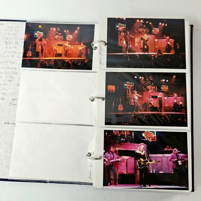 Vintage Amateur Concert Photos from Concerts at Billy Bob's Texas 1993-94 - 3