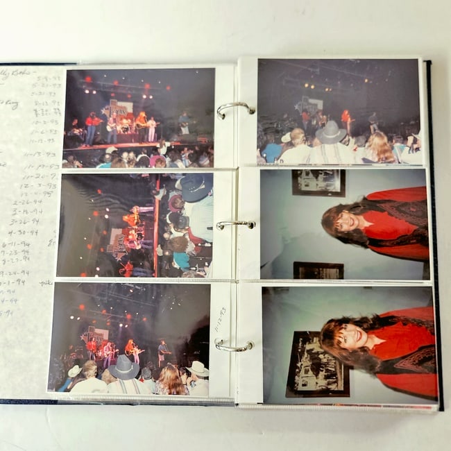 Vintage Amateur Concert Photos from Concerts at Billy Bob's Texas 1993-94 - 6