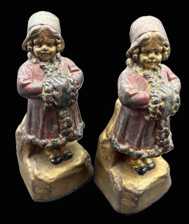 Antique Armor Bronze Figural Bookends Girls Muff Winter Art Deco Pair (1 of 5)