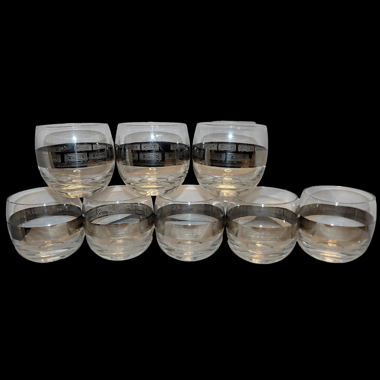 8 Vintage Roly Poly MCM Old Fashion Silver Railroad Car Stamped Universal: This set of 8 Vintage Roly Poly MCM Old Fashion Silver Railroad Car Stamped Universal are in near MINT condition. No loss of silver or damage to railroad cars. They measure 3 1/4" x 3 1/4" and hold 8