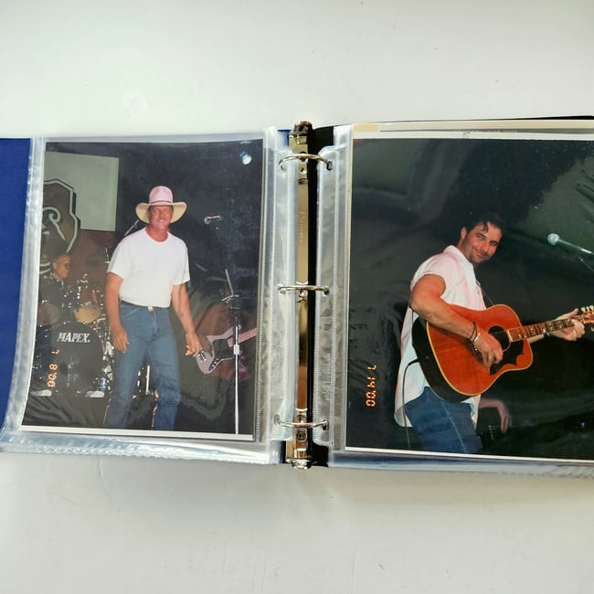 Vintage Amateur 8X10 Concert Photos from Billy Bob's Texas 2000-2002 - 2