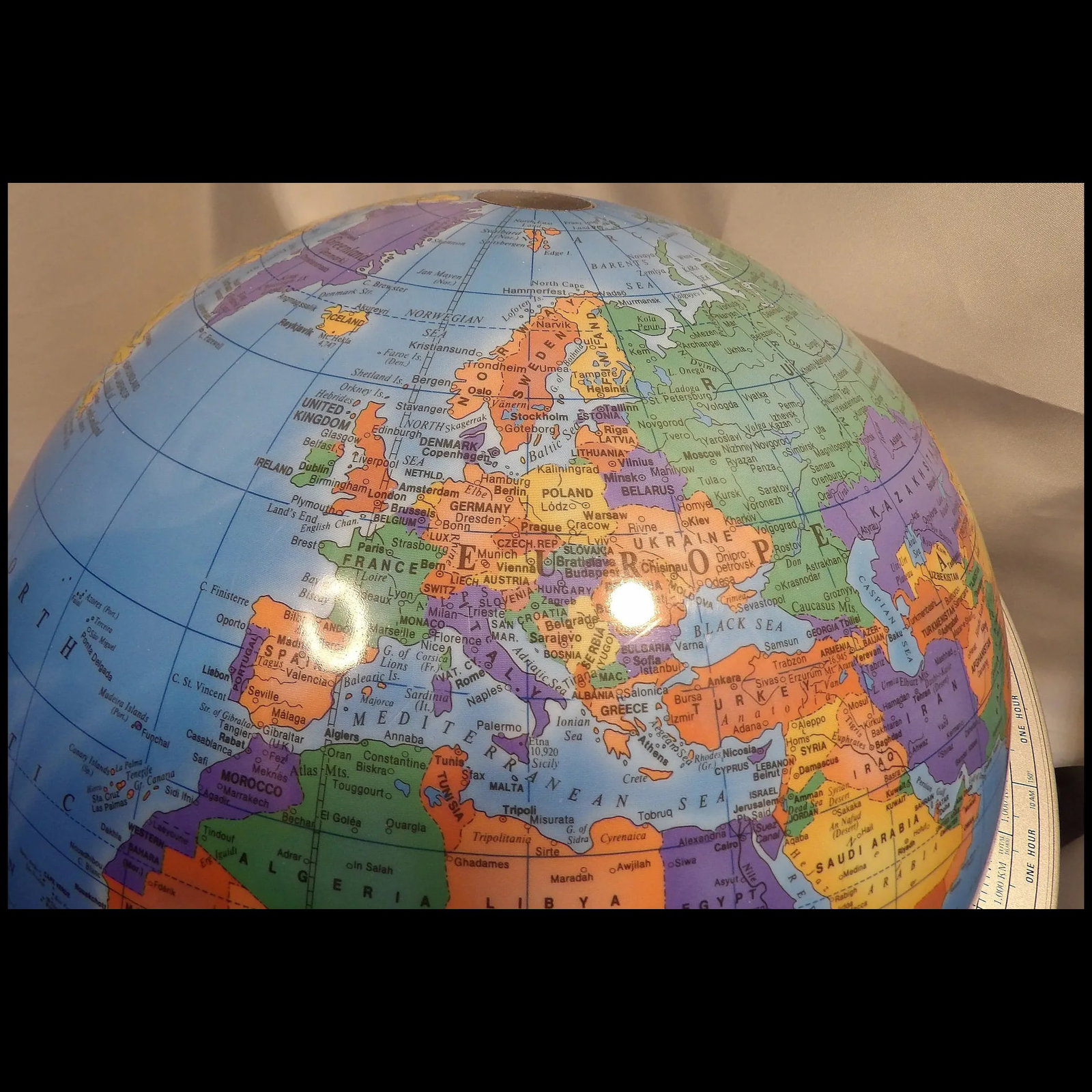 Cram "The Classica" Globe with Atomic Metal Stand - 8