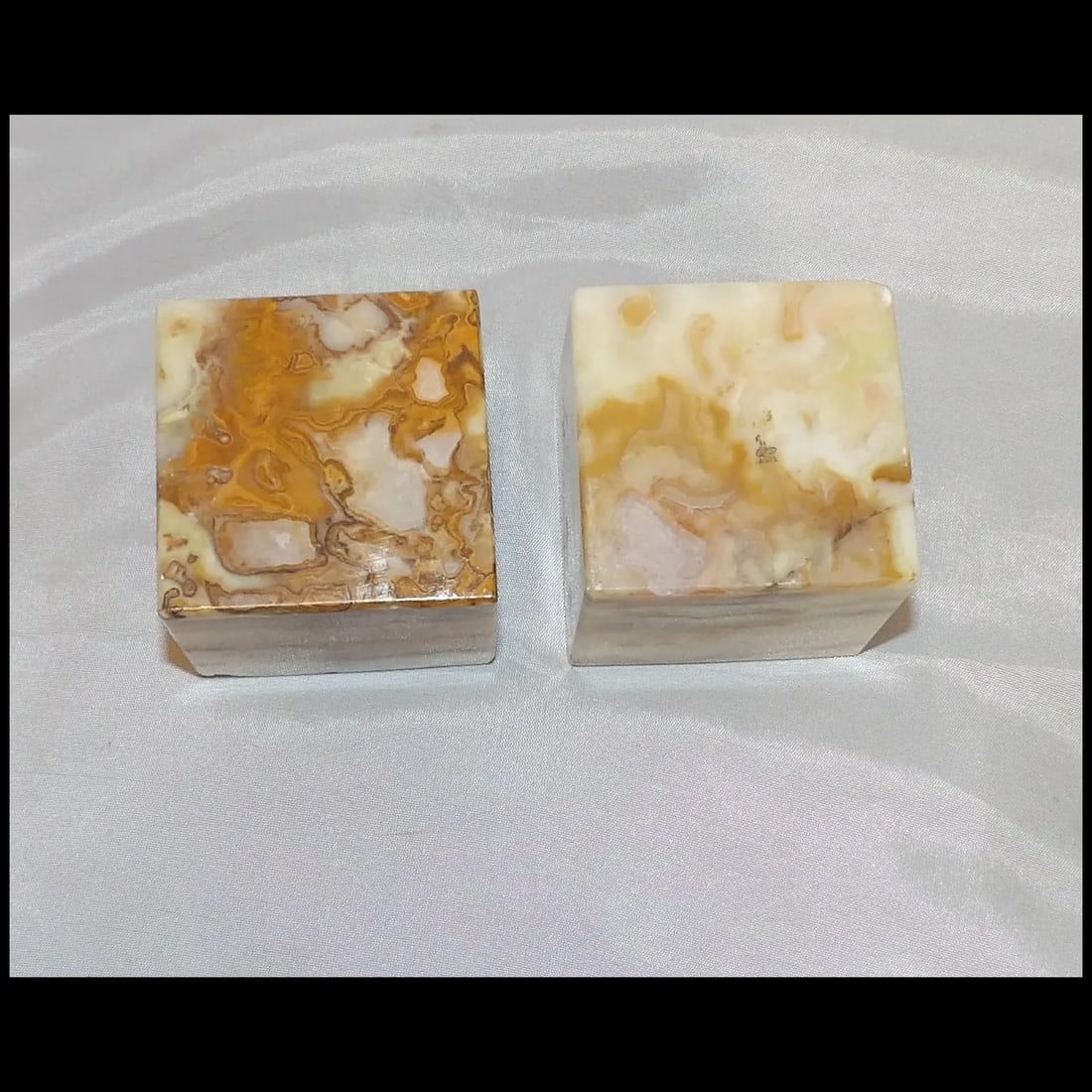 Pair of Square Onyx Paperweights - 3