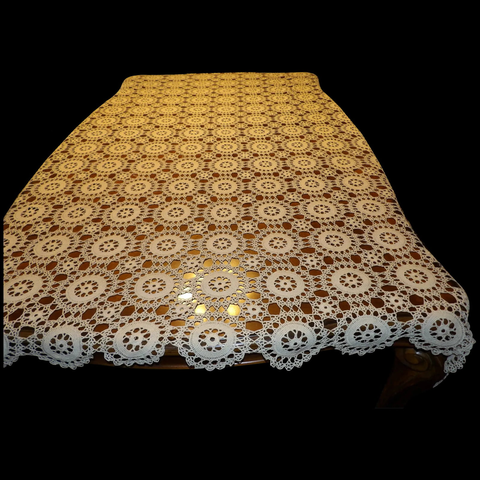 Heavy Cotton Crochet Tablecloth: This is a fantastic Heavy Cotton Crochet Tablecloth. NO visible problems such as loose connections, stains, or loose threads. It measures 84 1/2" x 70" and fits the contour of any table it is used on.