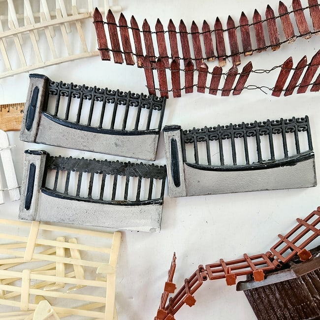 Assorted Dollhouse Miniature Fencing Includes Dept 56 - 4