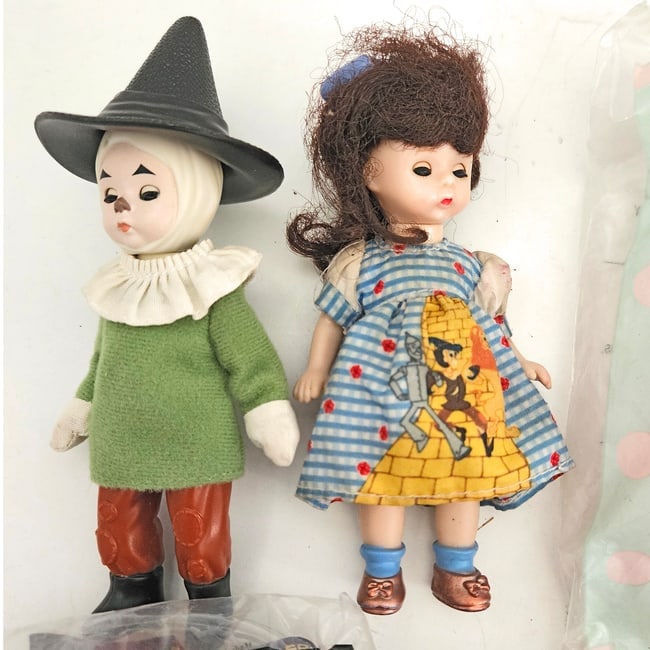 Madame Alexander Wizard of Oz McDonalds Happy Meals - 2