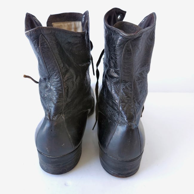 J.S. Coward Antique Pair of Women's Leather Shoes/Boots circa 1890-1915 - 6