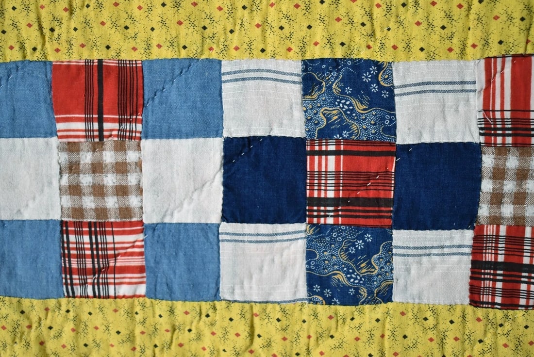1880's Nine Patch Quilt, Sawtooth Border - 12
