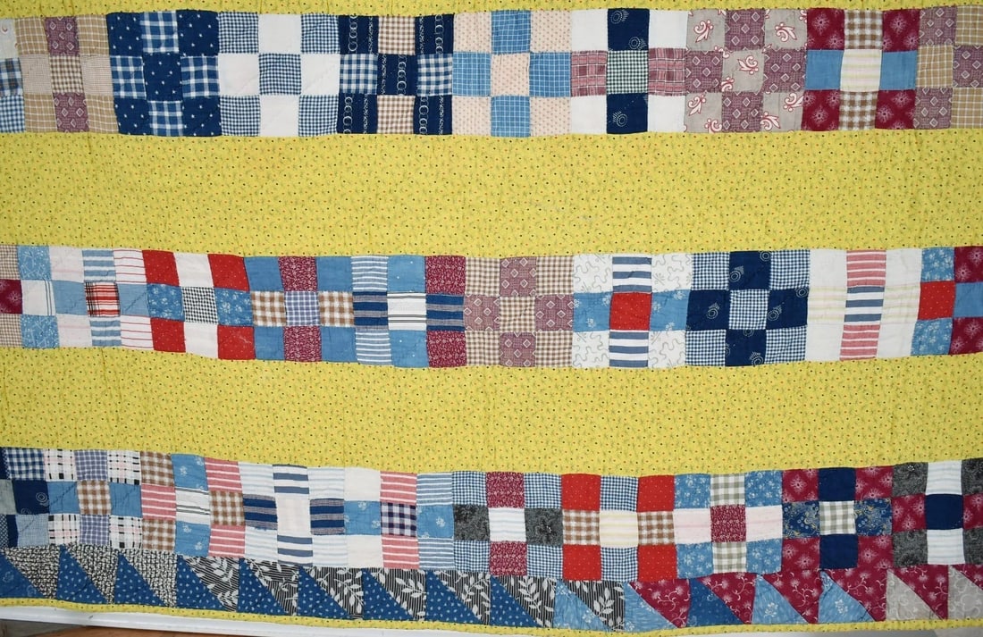 1880's Nine Patch Quilt, Sawtooth Border - 5