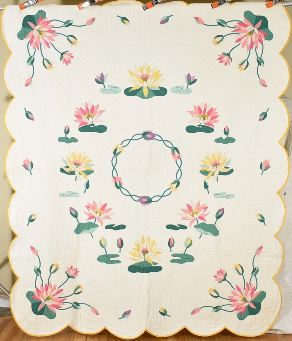 30's Water Lily Applique Quilt: Title: 30's Water Lily Applique Quilt Date: 1930's Origin: Ohio Material: Cotton Dimensions: Shipping: Domestic: Flat-rate of $25.00 to anywhere within the contiguous U.S. International: Foreign shipp