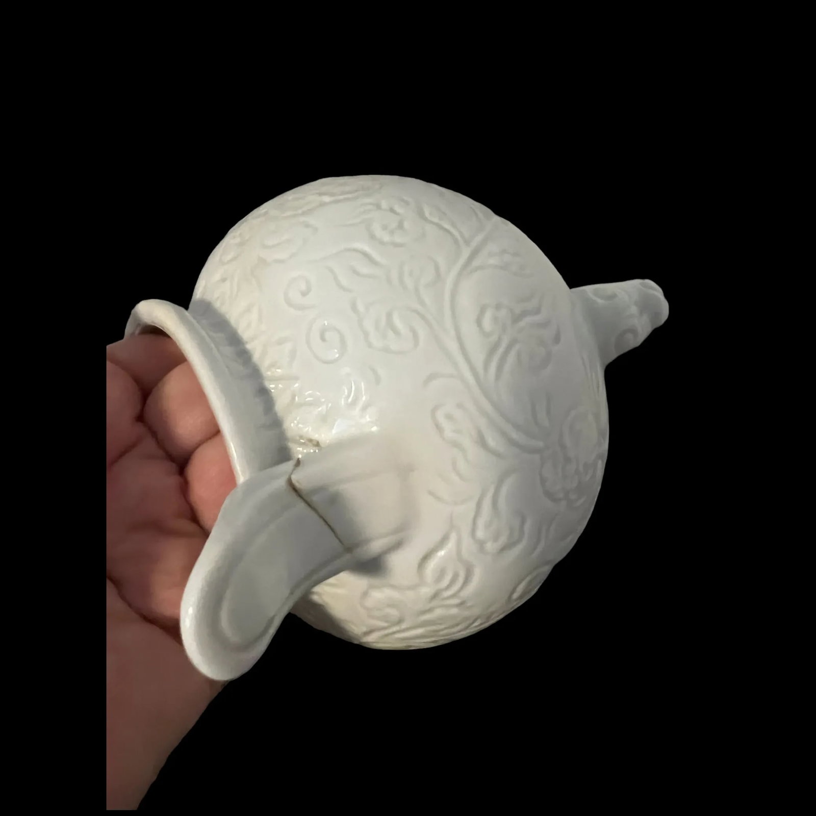 Antique 18th c Blanc De Chine Foo Dog censer - 10