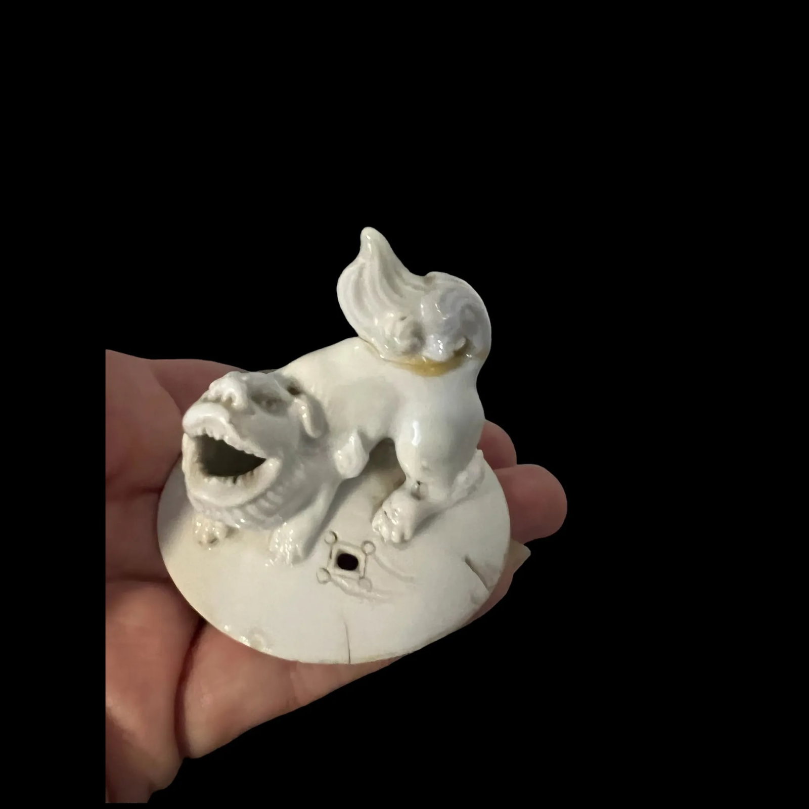 Antique 18th c Blanc De Chine Foo Dog censer - 12