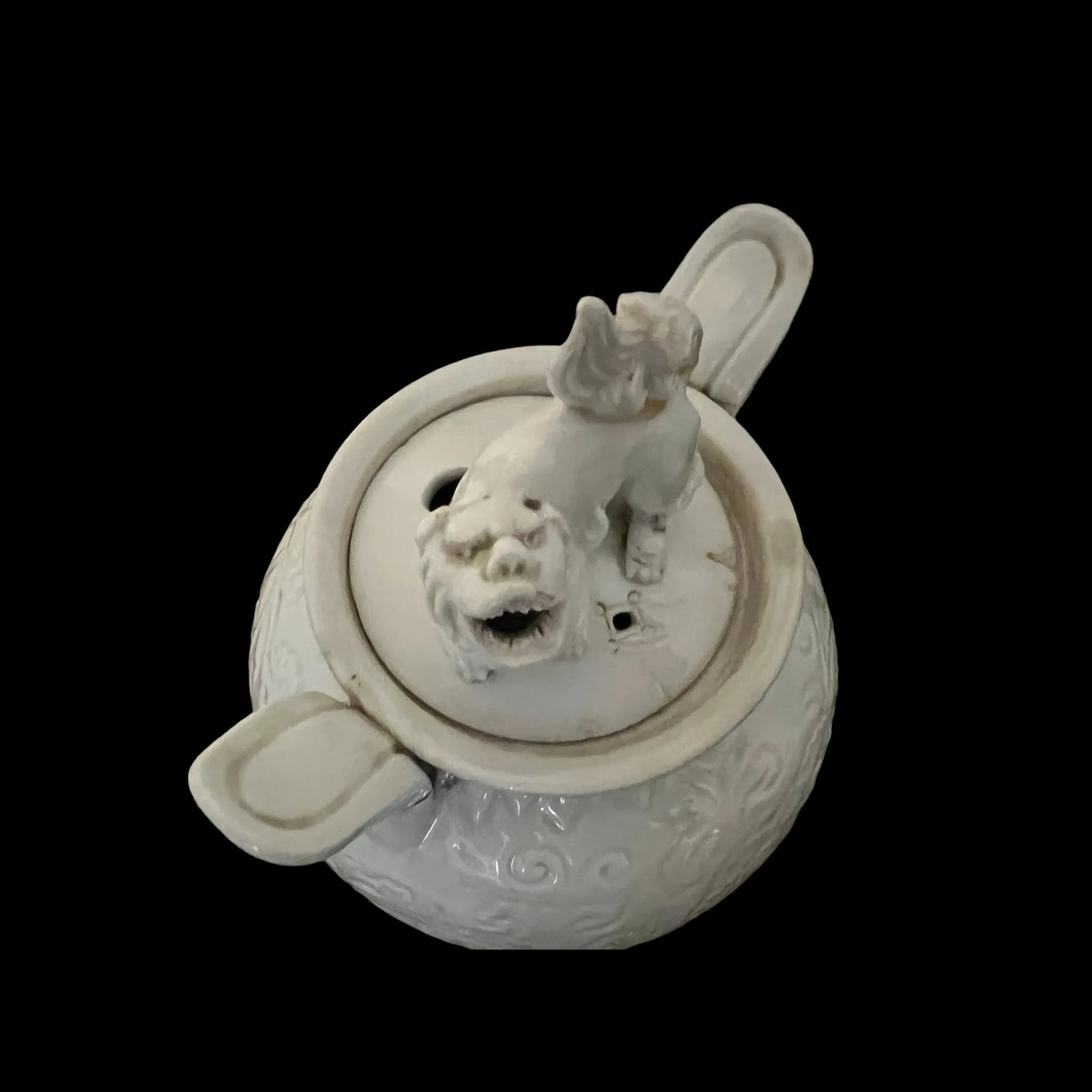 Antique 18th c Blanc De Chine Foo Dog censer - 2