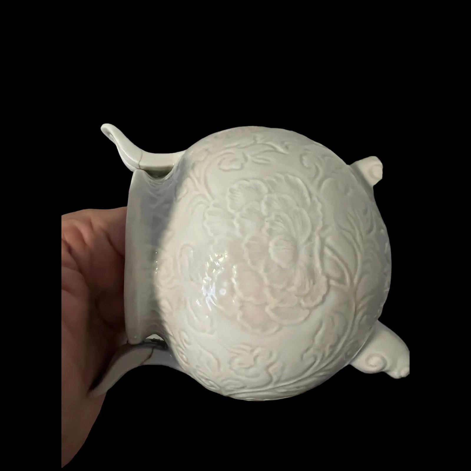 Antique 18th c Blanc De Chine Foo Dog censer - 8
