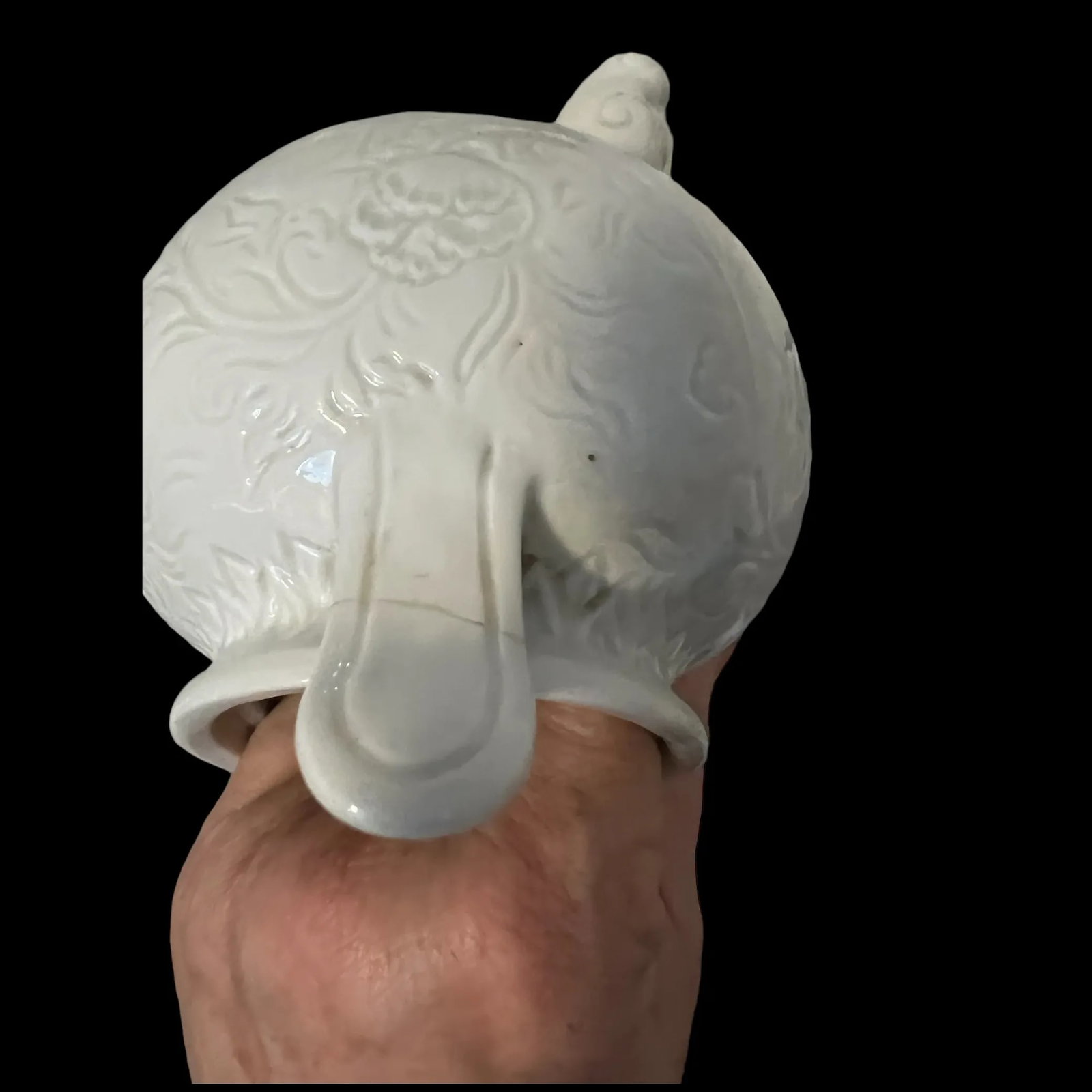 Antique 18th c Blanc De Chine Foo Dog censer - 9