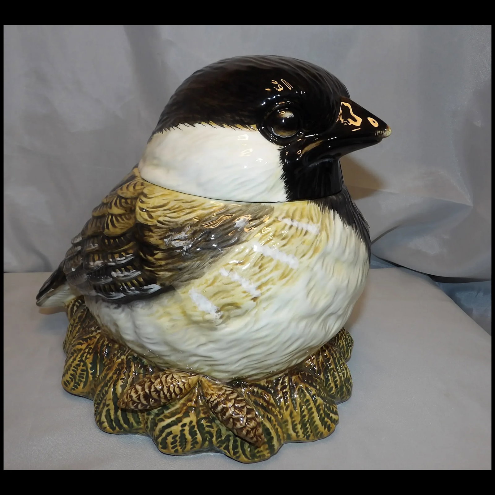 Fat Chickadee Cookie Jar Big Sky Carvers - 4