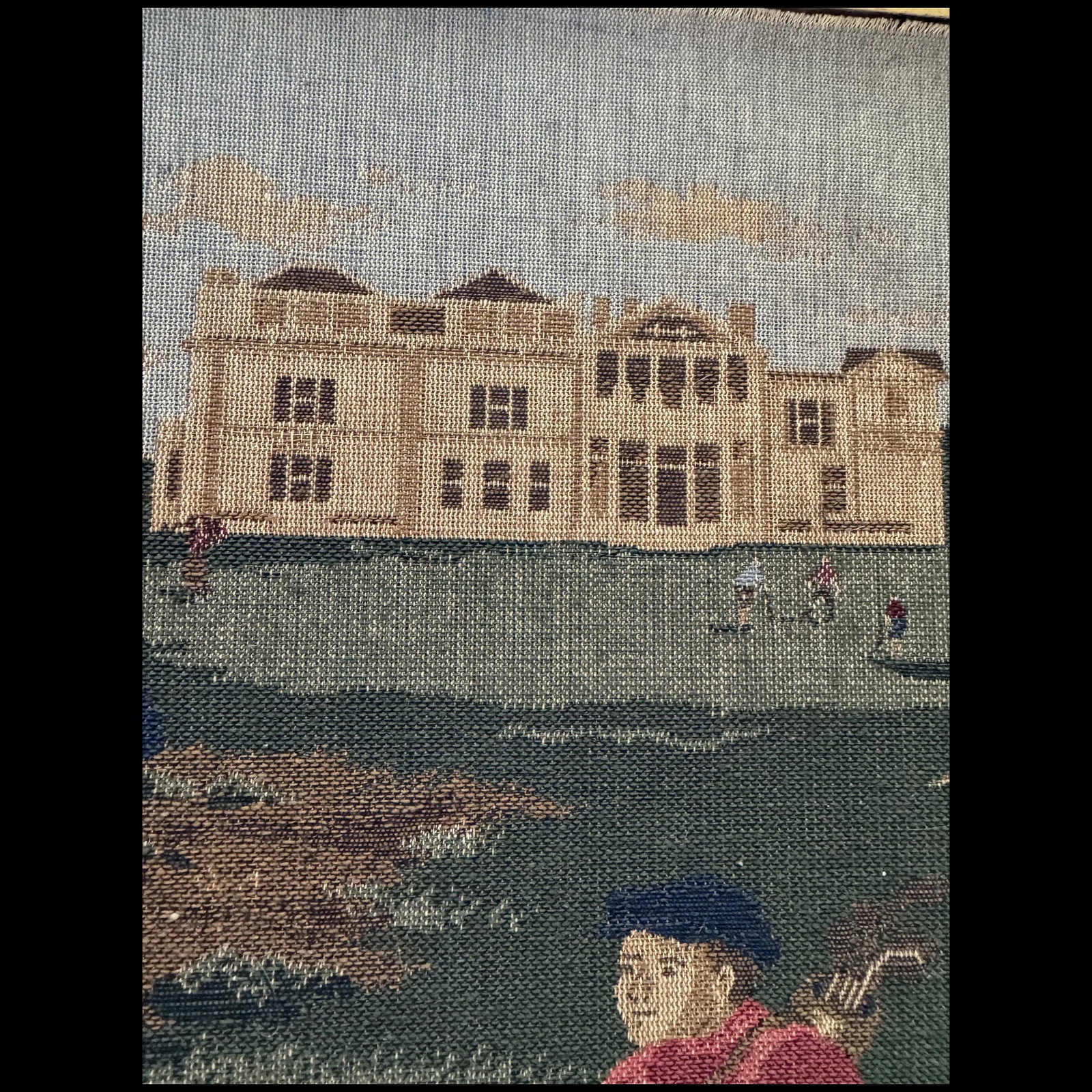 Vintage tapestry depicting a golf scene in Scotland Library pc - 3
