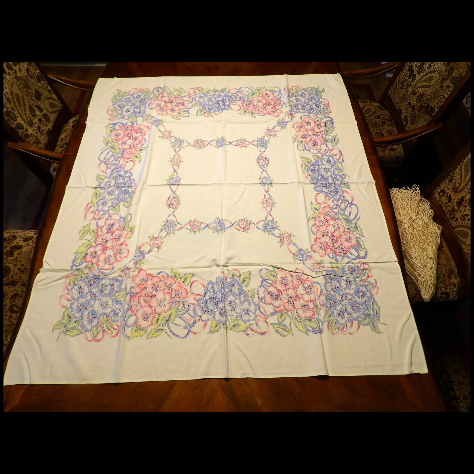 Floral Cotton Breakfast or Kitchen Tablecloth - 8