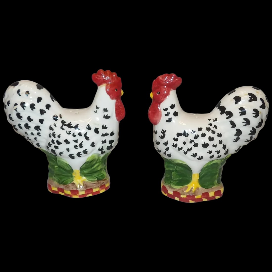 Vintage Large Rooster Salt and Pepper Shakers: This pair of Vintage Large Rooster Salt and Pepper Shakers is in very good condition. One comb has some missing paint (see photos). They measure 4 1/2" x 4 1/4" x 2". They have plastic stoppers in