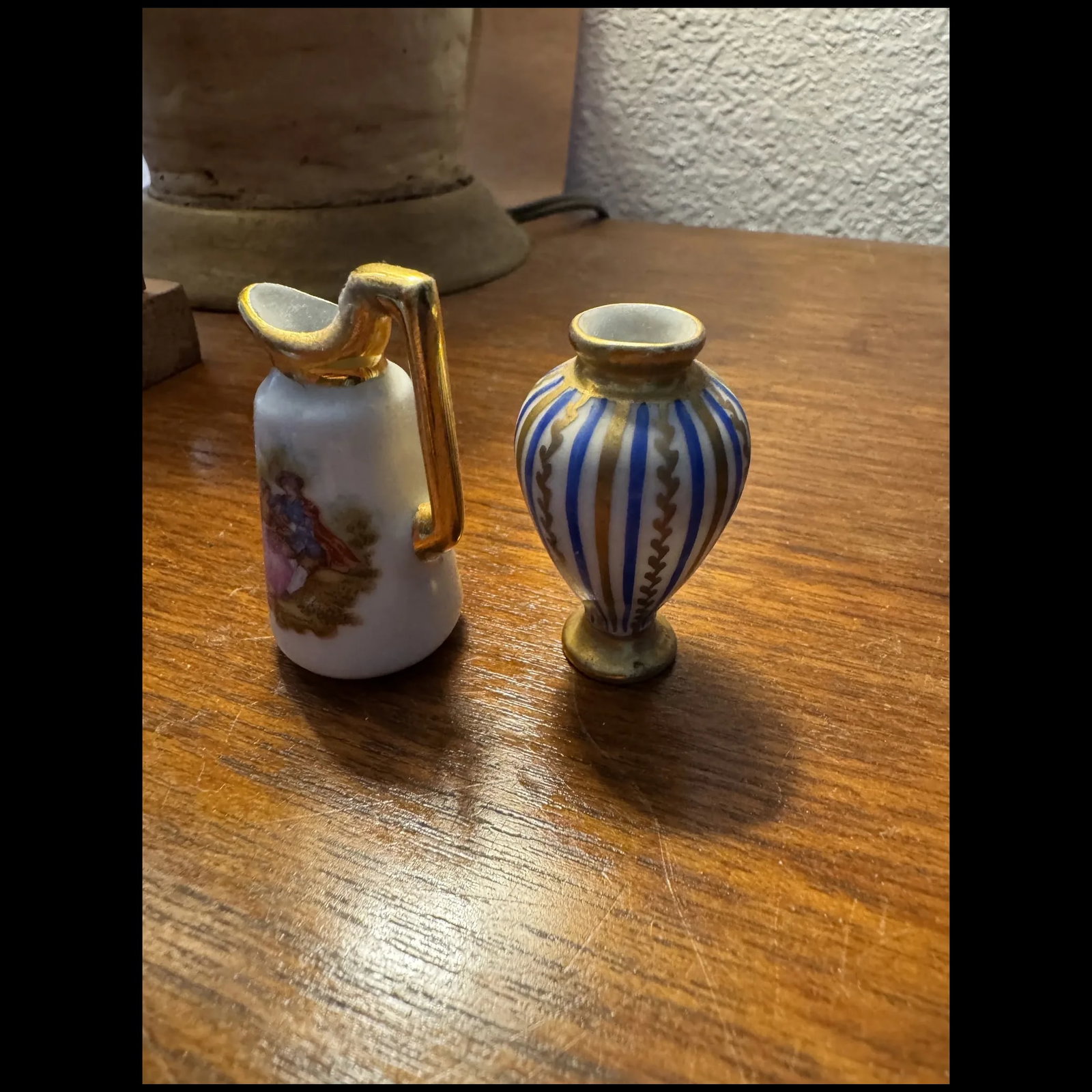 Limoges Miniature doll house Vase and pitcher signed hand painted FRENCH - 2
