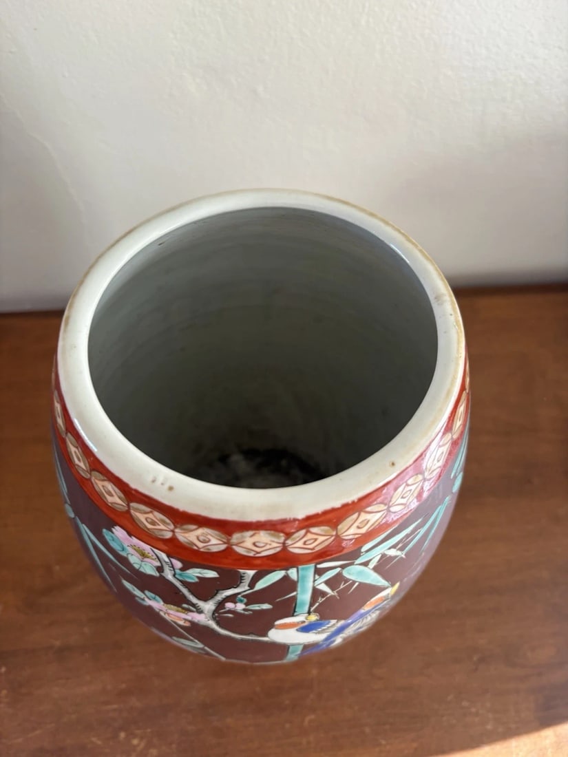 Japanese Imari Vase - 6