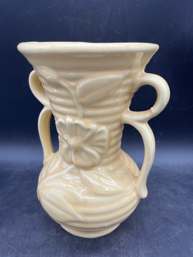 Vintage SHAWNEE RING VASE - 7