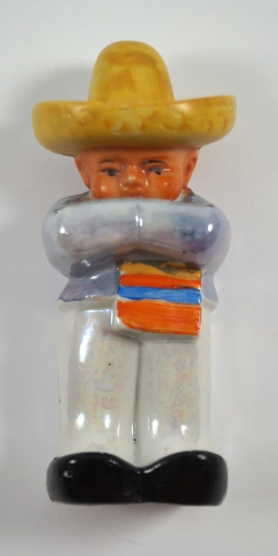 Mexican in Sombrero Porcelain Toothbrush Holder (1 of 7)