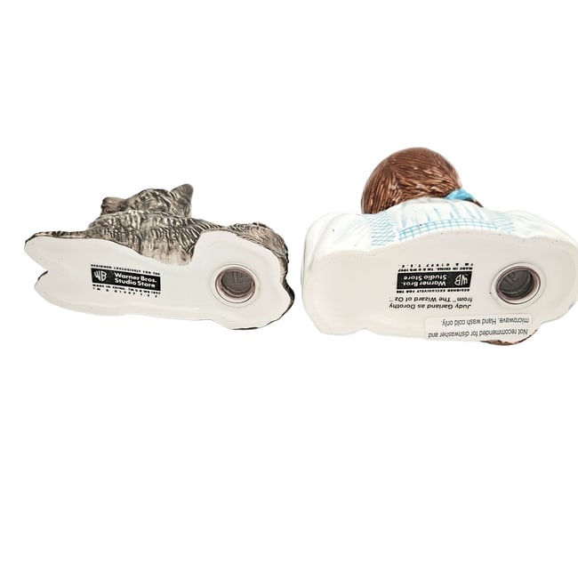 1997 Wizard of Oz Dorothy Toto Salt & Pepper Shaker - 6