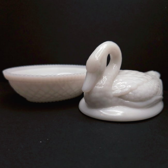 Vintage Imperial Milk Glass Swan on Nest - 6