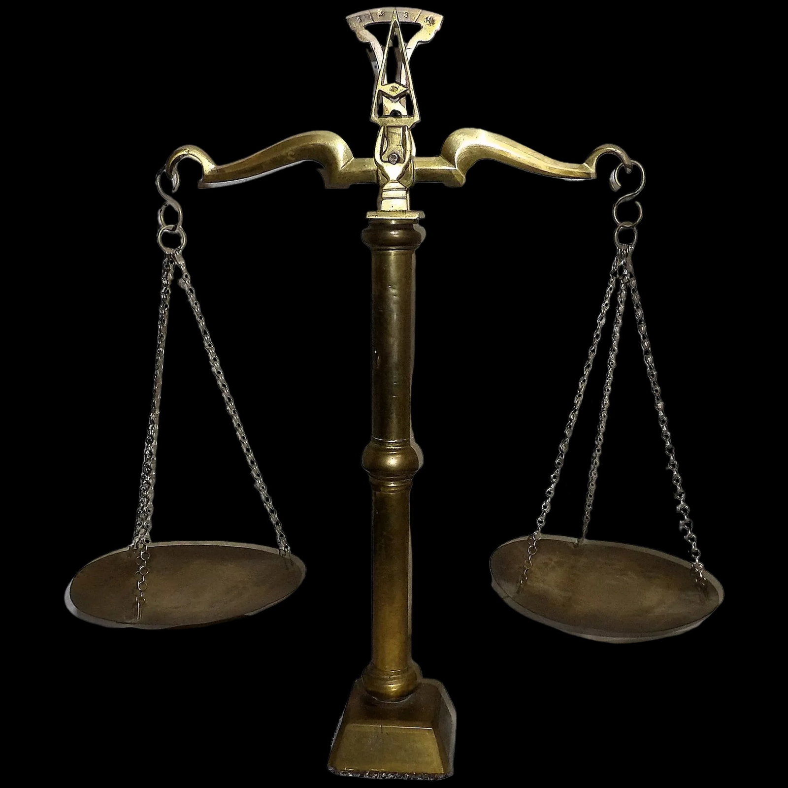 Antique Brass Pan Balance Scale of Justice (1 of 6)