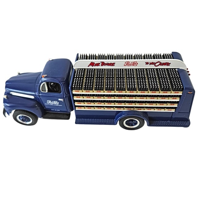 First Gear Diecast Pepsi-Cola 1951 Ford F-6 Bottler's Truck - 4