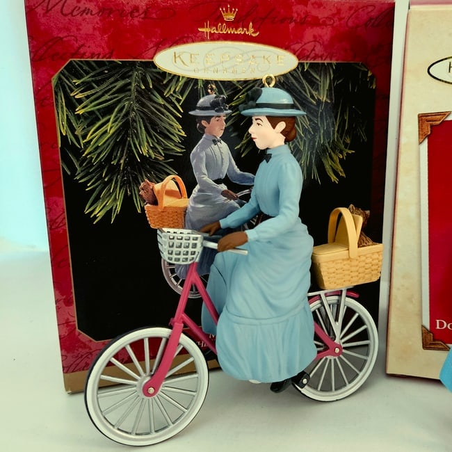 1997-2001 Wizard of Oz Hallmark Keepsake Ornament - 6