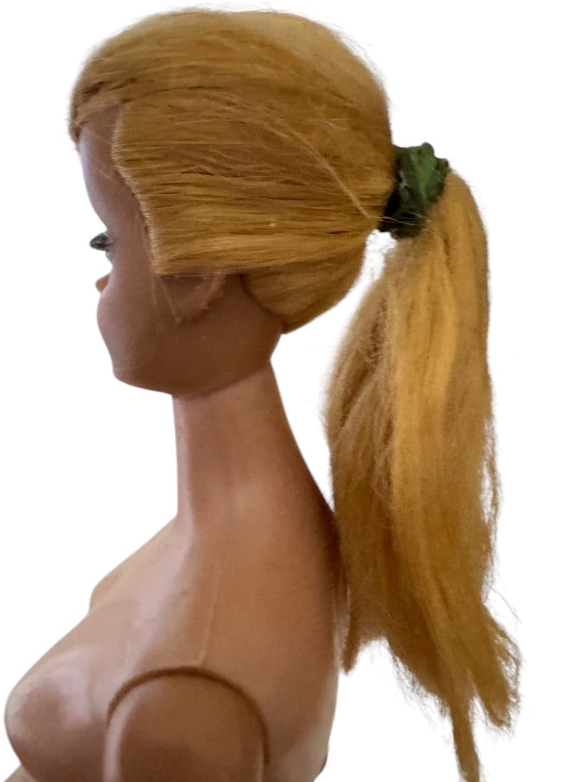Vintage Swirl Ponytail Barbie - Lemon Blonde mohair - 6