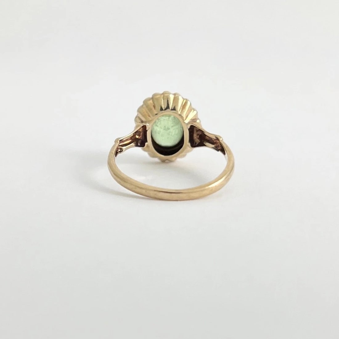 Vintage 1930's Oval Green Peridot Gemstone Ring 10K Yellow Gold, 1.68 Grams - 6