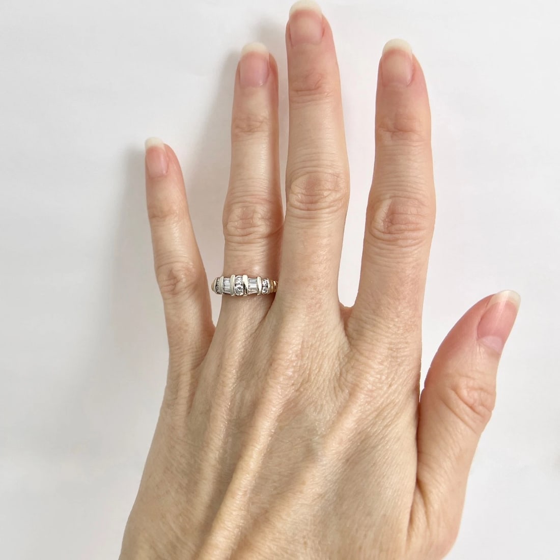 Vintage Two-Tone Baguette Diamond Gemlock-Set Ring 14K White Gold, 3.30 Grams - 2