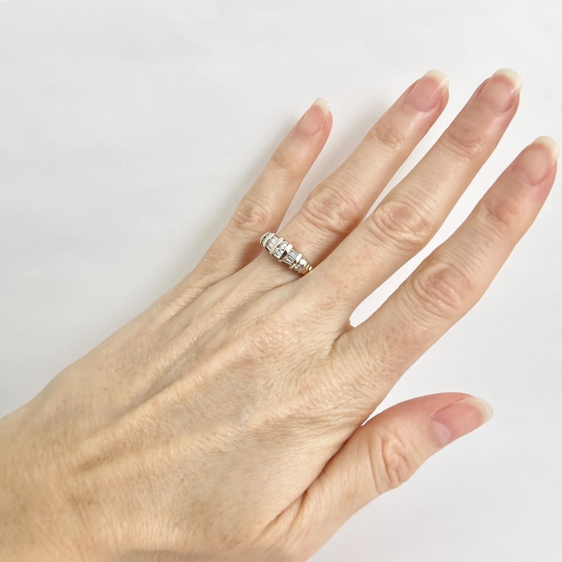 Vintage Two-Tone Baguette Diamond Gemlock-Set Ring 14K White Gold, 3.30 Grams - 3