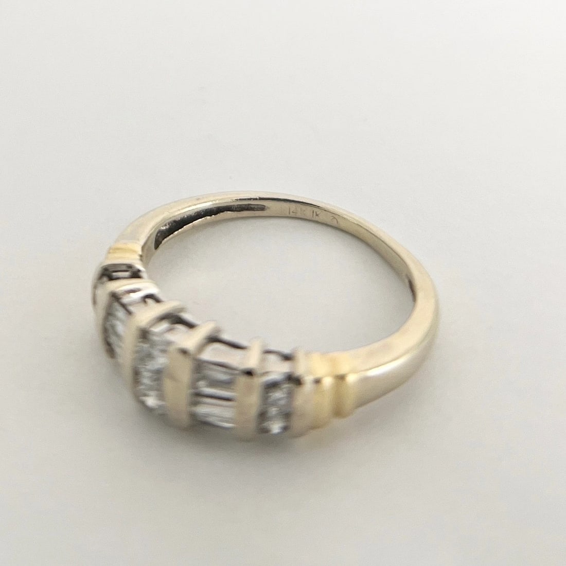 Vintage Two-Tone Baguette Diamond Gemlock-Set Ring 14K White Gold, 3.30 Grams - 7