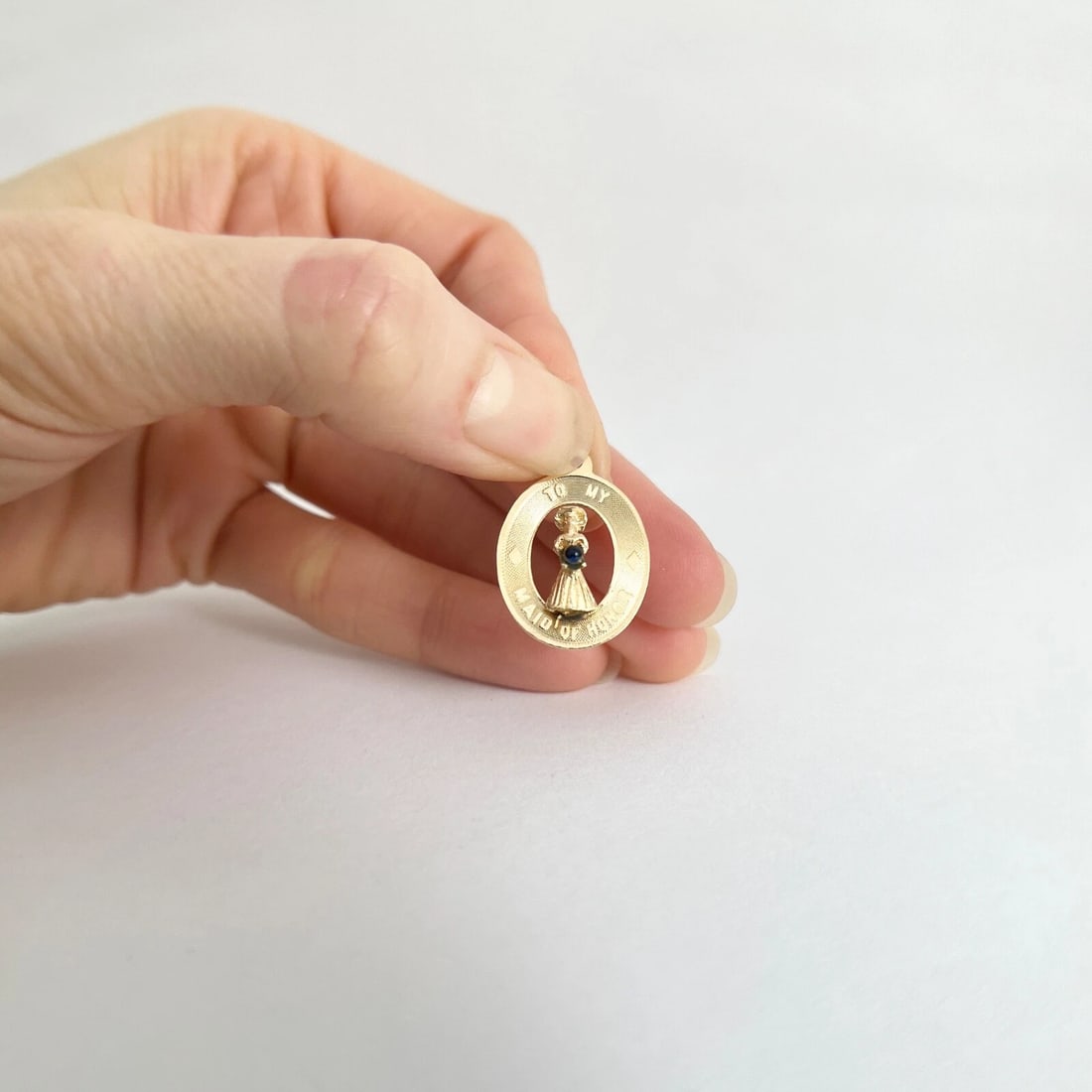 Vintage 1960's Maid of Honor Pendant Bracelet Charm 14K Yellow Gold, 1.18 Grams - 4