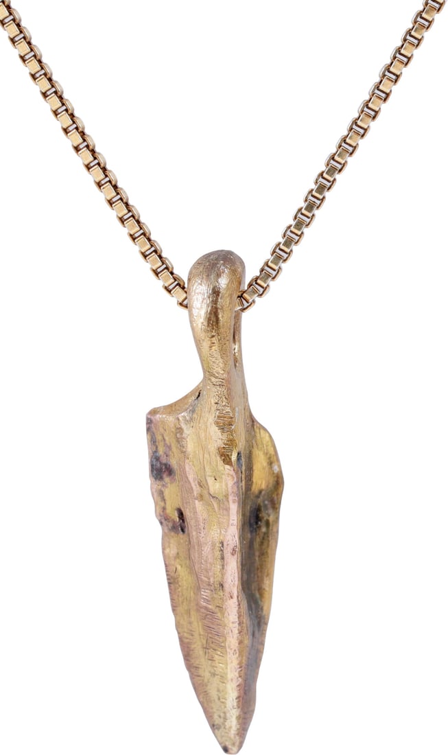 ROMAN ARROWHEAD PENDANT NECKLACE, C.100 BC (1 of 3)