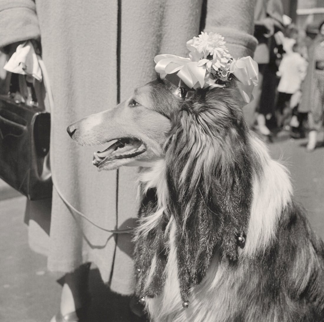VIVIAN MAIER - New York, April , 1955: Artist: VIVIAN MAIER Print Title: New York, April , 1955 Medium: Color Photolithograph Printed 2010’s in Malaysia Image size (inches) approx. 8.5 x 8.5” COA Included Reserve: $40.00