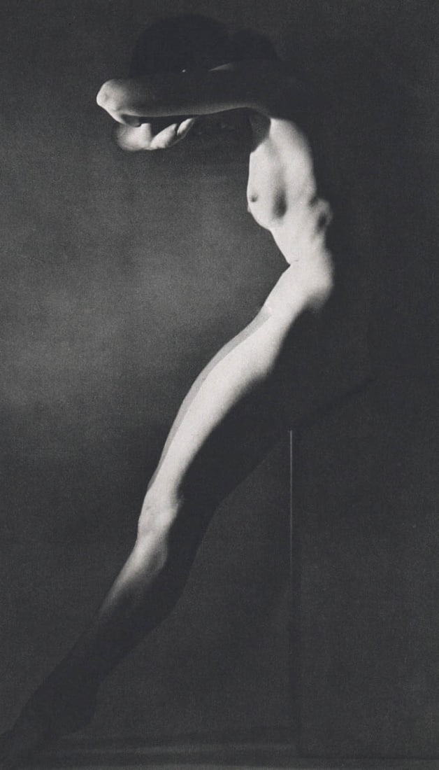 MARTIN MUNKACSI - Study: Artist: MARTIN MUNKACSI Print Title: Study Medium: Sheet-fed Gravure Printing Date: 1950's Printed in the USA Image Size Approx. 12 X 7 inches Martin Munkacsi (1896-1963) was a Hungarian photographer