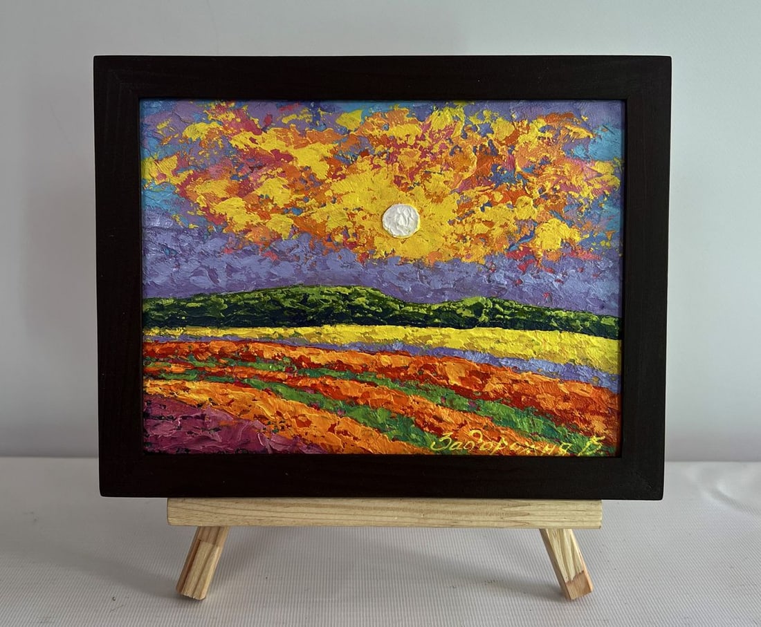 Oil painting Bright lights of sunset V. Zadorozhnya: NoAAA4550The painting "Bright Lights of Sunset" is a mesmerizing display of vivid colors and expressive brushstrokes, capturing the sky's dramatic transformation as the sun descends below the horizon.