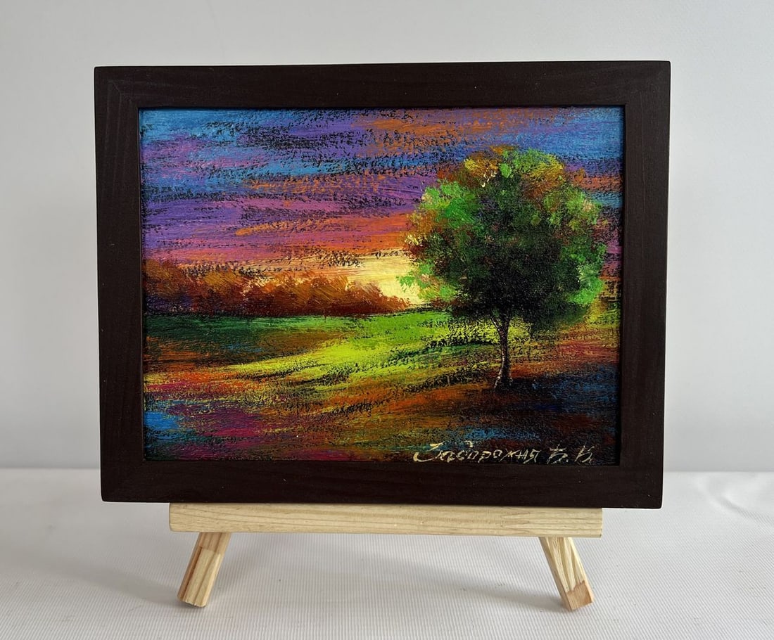 Oil painting Romantic evening V. Zadorozhnya: NoAAA4566The painting "Romantic Evening" is a mesmerizing depiction of a tranquil landscape bathed in the warm glow of a setting sun. This oil painting on cardboard captures a moment of serenity,
