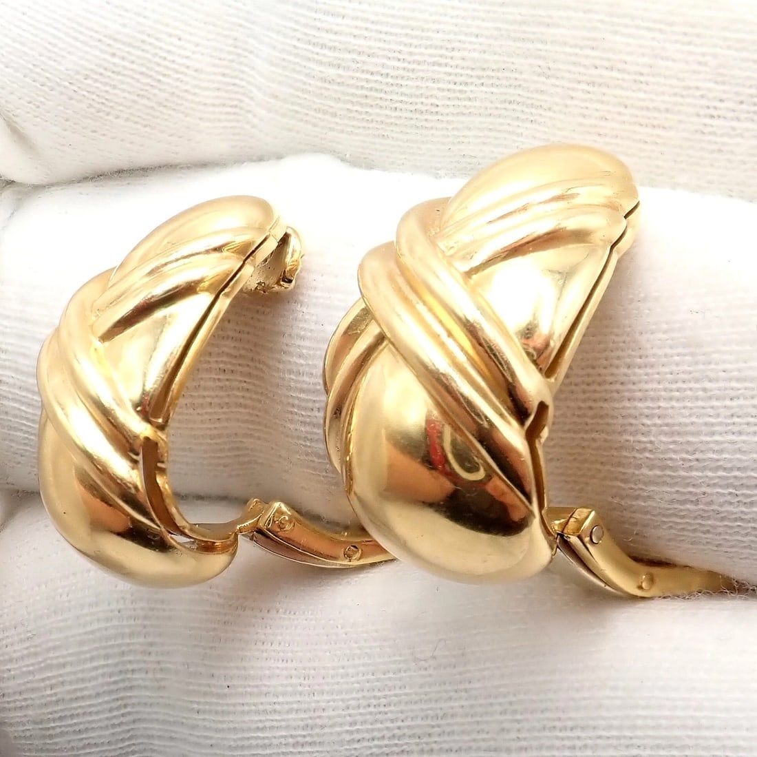 Authentic! Vintage Bulgari Bvlgari 18k Yellow Gold Roma Double X Huggie Earrings - 9