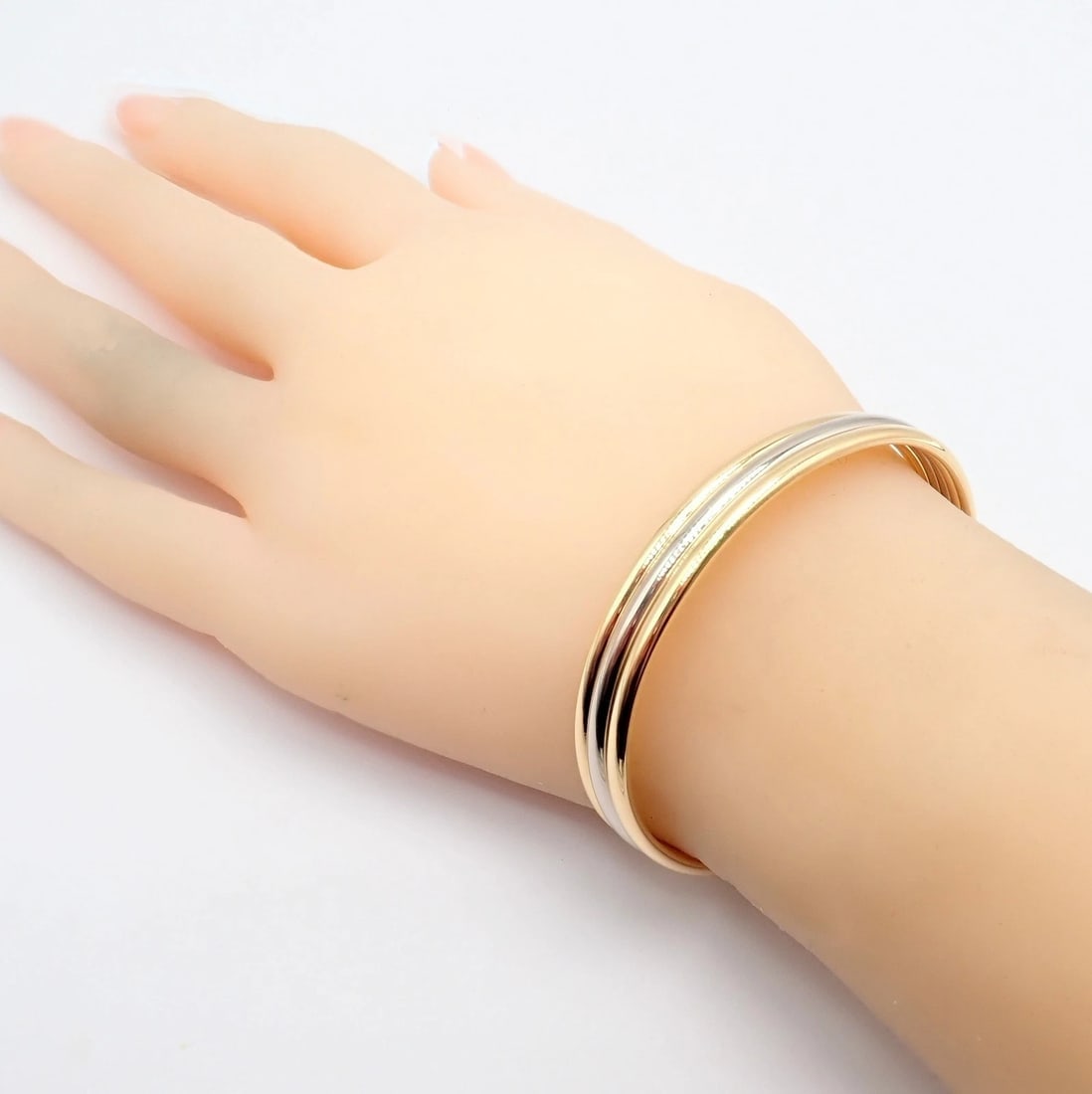 Authentic! Van Cleef & Arpels 18k Yellow & White Gold Bangle Cuff Bracelet - 7